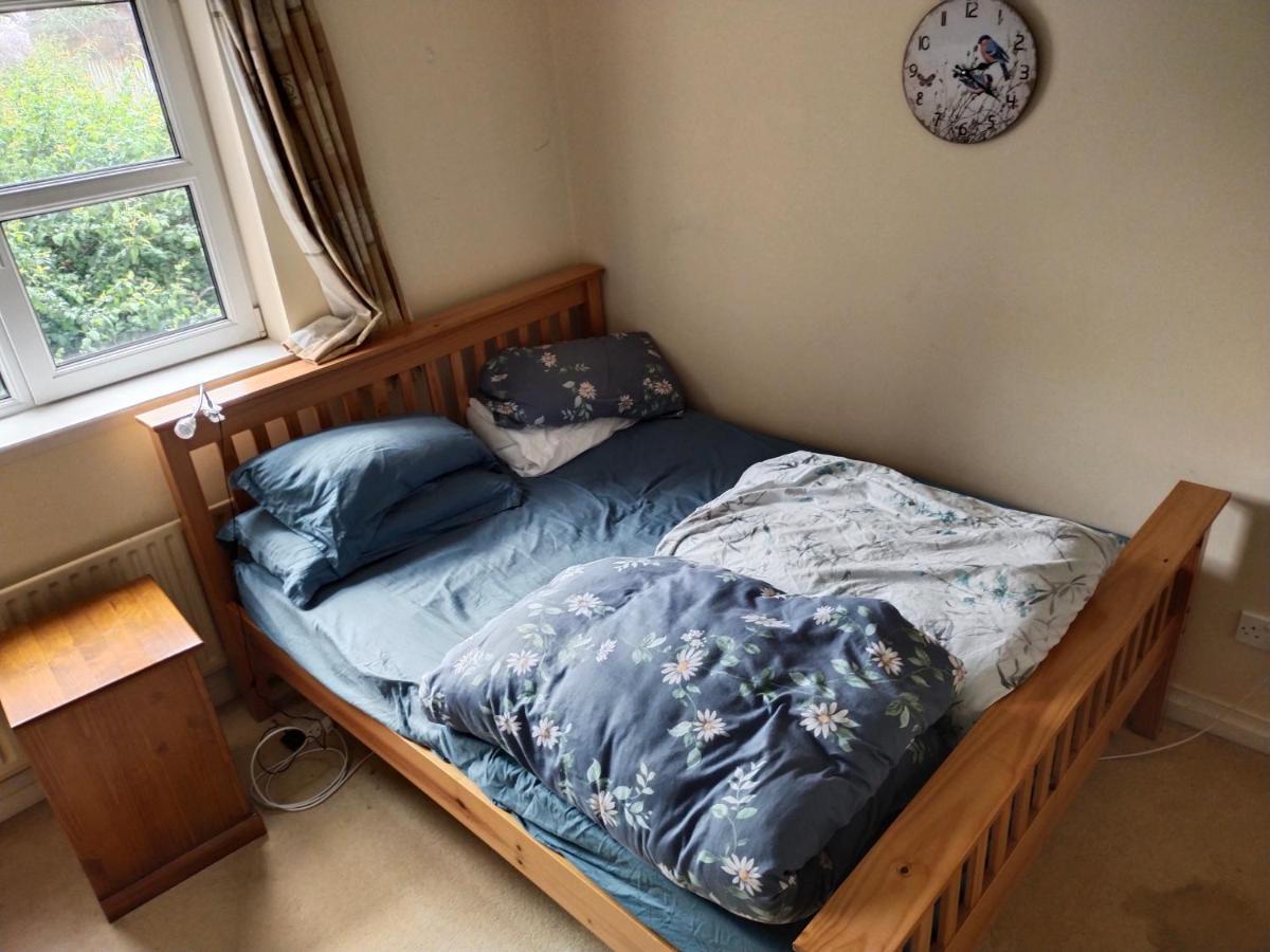 Crescent Apartments Homestay Cork Buitenkant foto