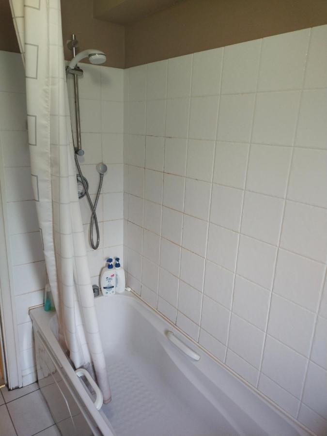 Crescent Apartments Homestay Cork Buitenkant foto