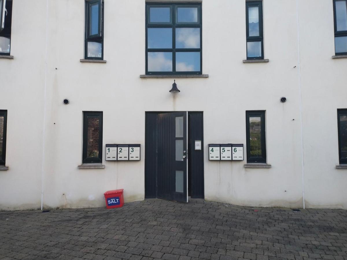 Crescent Apartments Homestay Cork Buitenkant foto