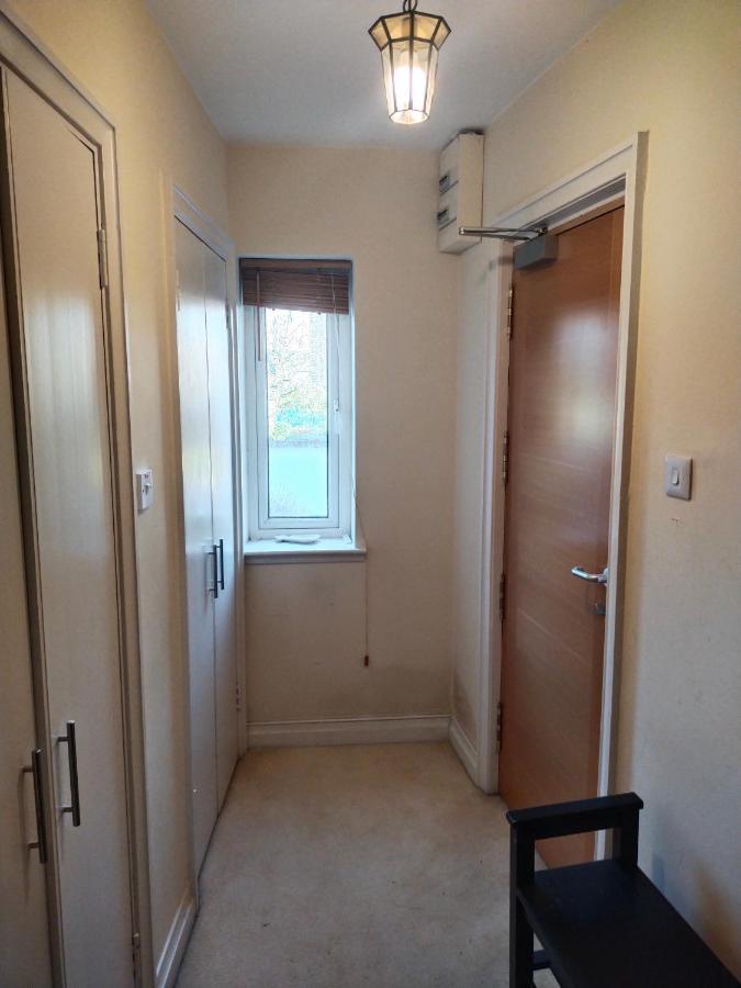 Crescent Apartments Homestay Cork Buitenkant foto