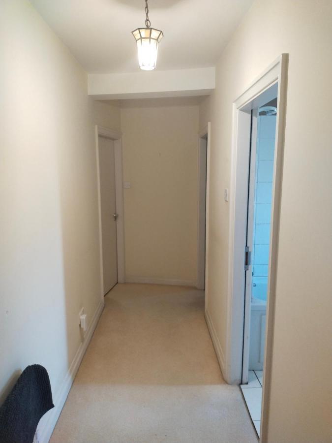 Crescent Apartments Homestay Cork Buitenkant foto